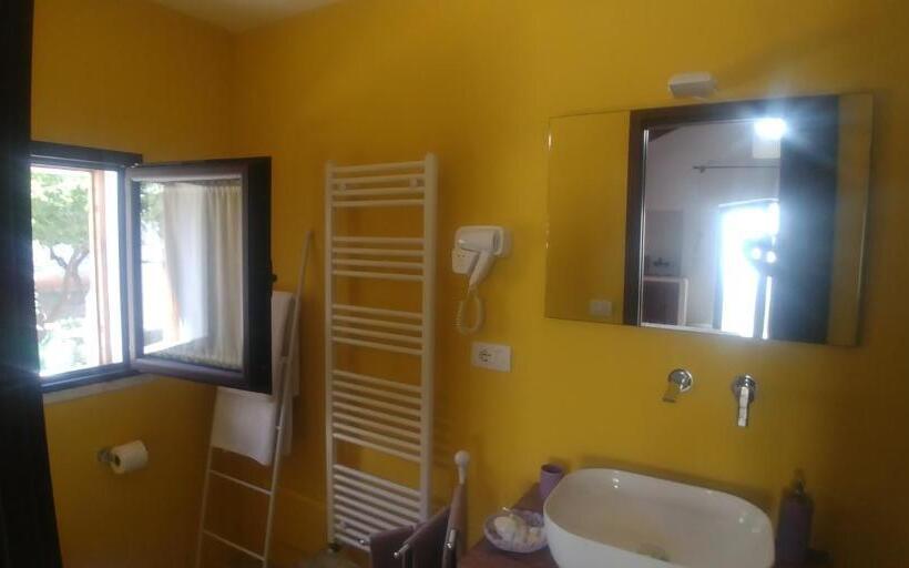 חדר סטנדרט נוף לגינה, Corte Piri