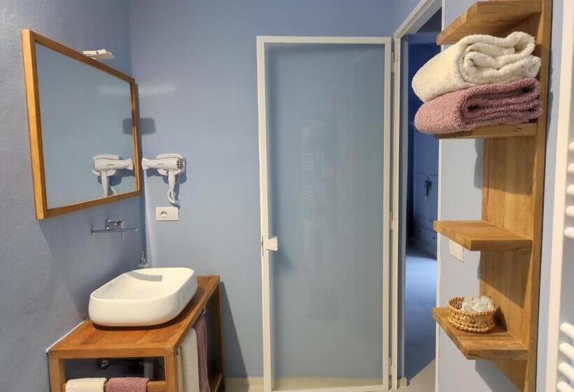 סוויטת ג'וניור, Corte Piri