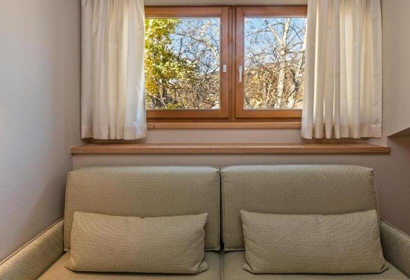 标准间, Garni Pramstrahler