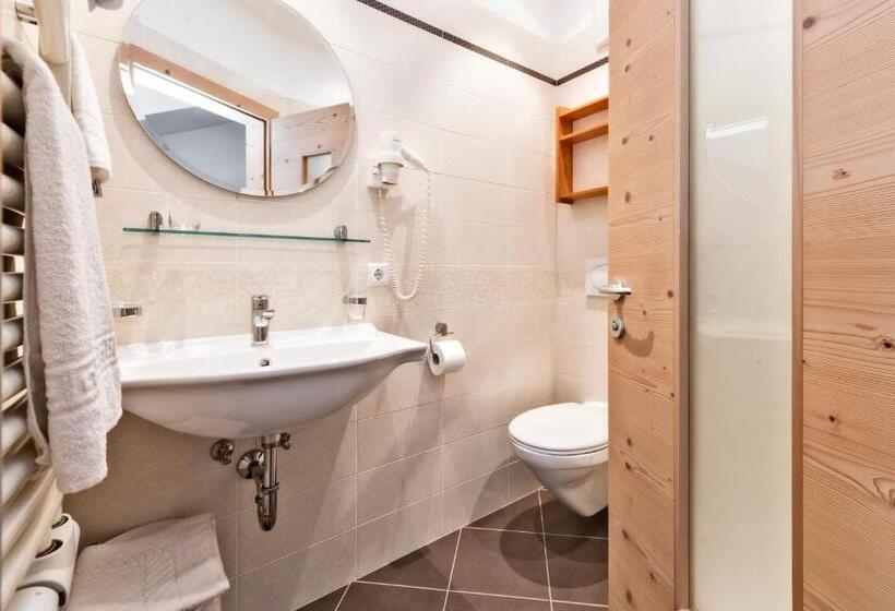 单人基本间, Garni Pramstrahler