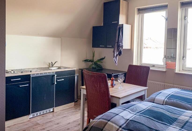 Quarto Estandar Banheiro Compartilhado, Kluiskade 24 Maasland