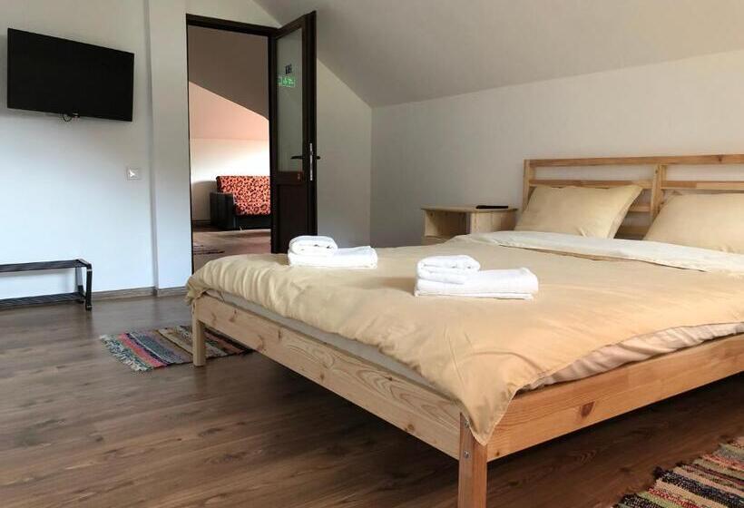 침실 2개 아파트, Lunca Lui Dan