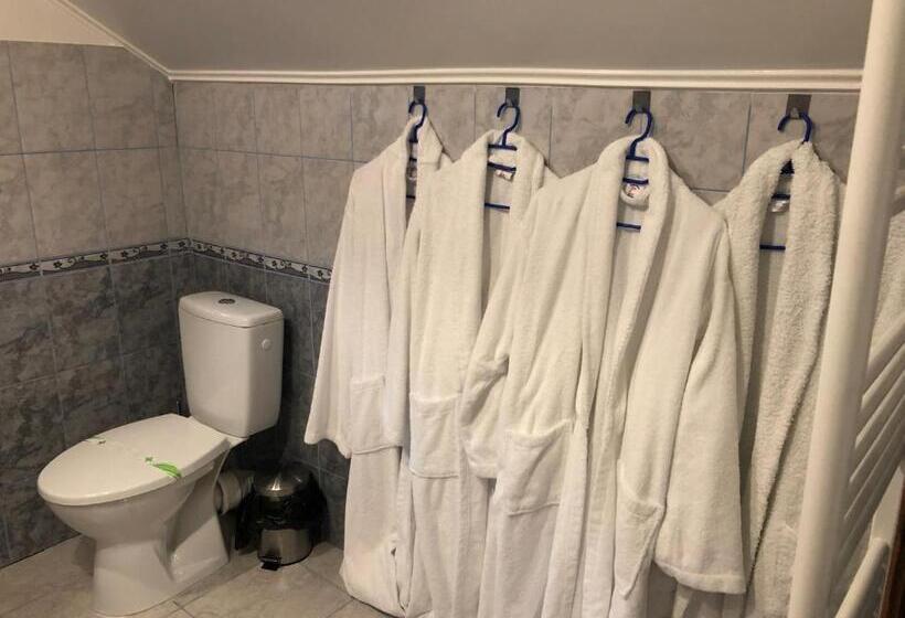 침실 2개 아파트, Lunca Lui Dan