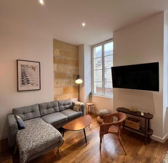 Apartamento 2 Dormitórios, Studios Dans L Hypercentre