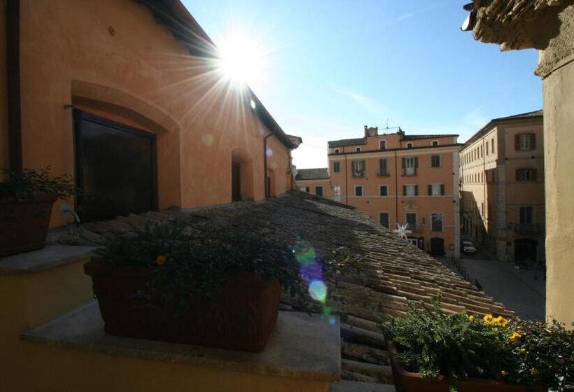 标准间带露台, Marco Tullio Cicerone