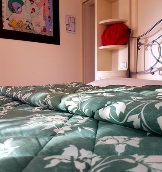 Номер Стандарт, Piccolo Mondo