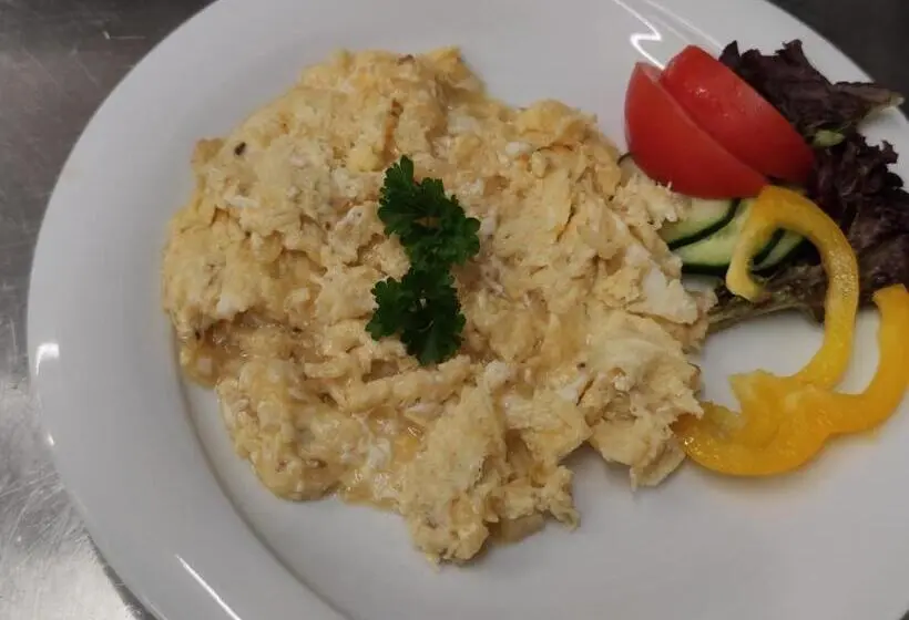 シングルデラックスルーム, Pizzeria Alžbetka