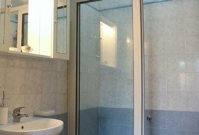 اتاق اکونومی یک تخته, B&b La Murina