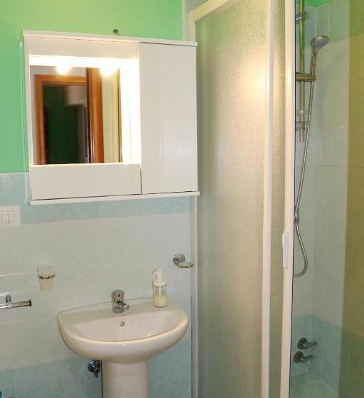 غرفة قياسية مع حمام خارجي, B&b La Murina