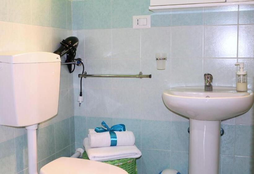 Standard room with outdoor bath, B&b La Murina