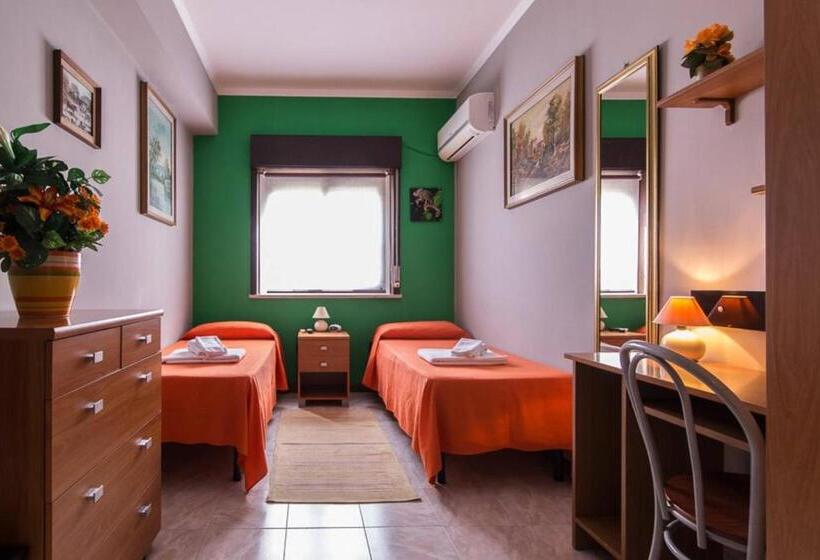 غرفة قياسية مع حمام خارجي, B&b La Murina