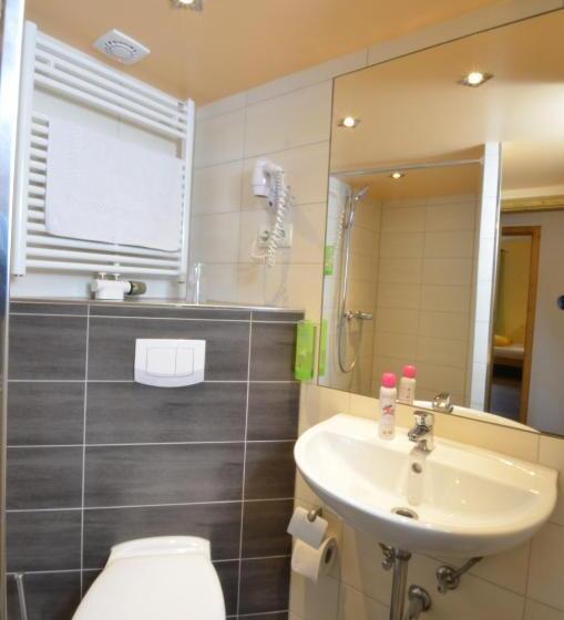 غرفة أساسية, Köhlerhütte