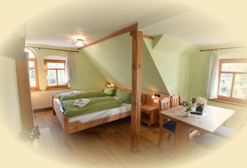 غرفة عائلية, Köhlerhütte