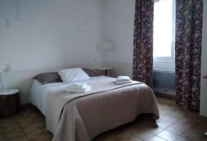 Номер Стандарт, Le Petit Fabre