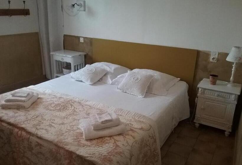 Номер Стандарт, Le Petit Fabre