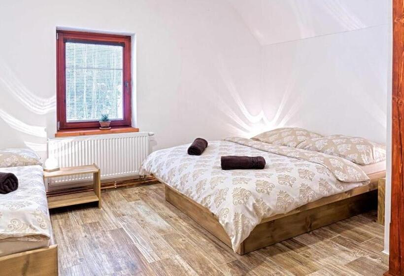 스탠다드 트리플 룸, šnekolend