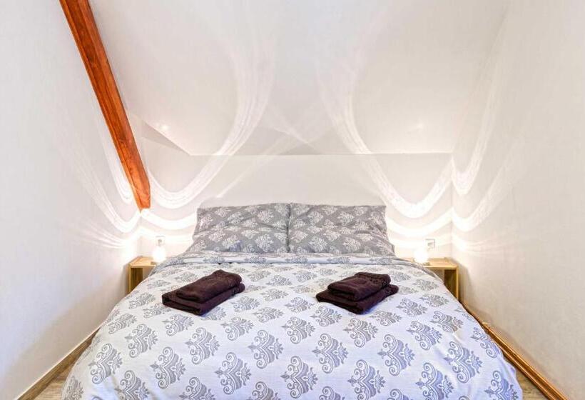 스탠다드 룸, šnekolend