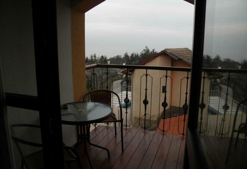 Апартаменты 2 Спальни, Villa Mak