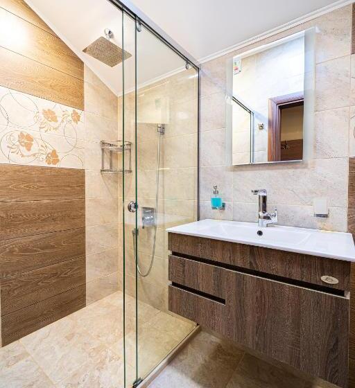 Апартаменты 2 Спальни, Villa Mak