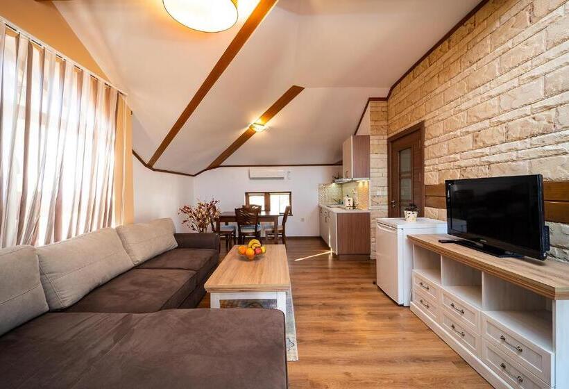 Апартаменты 2 Спальни, Villa Mak