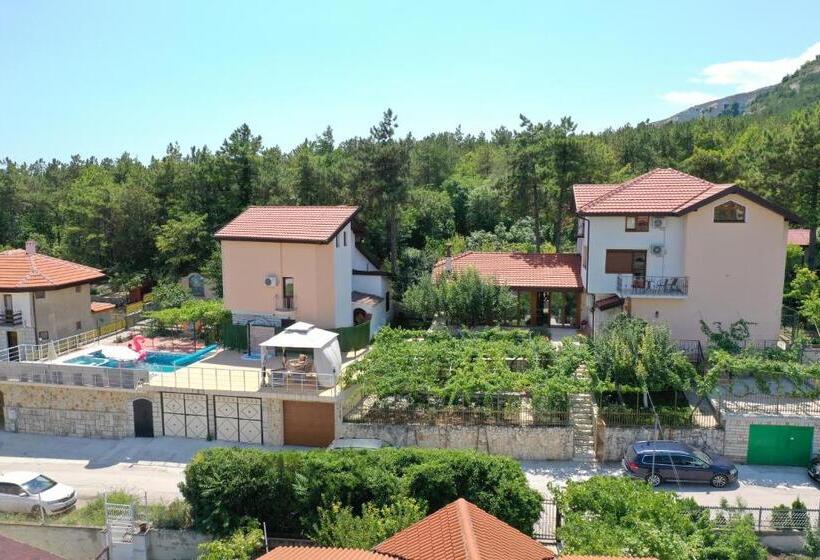 Вилла Deluxe 1 Спальня, Villa Mak