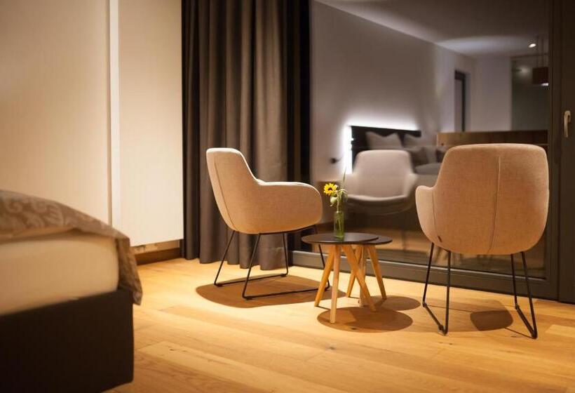 디럭스 룸, Weinvilla Vollmayer