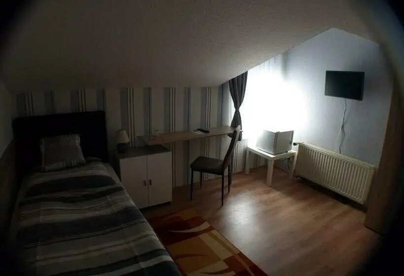 Standard Yhden Hengen Huone, Pension Zur Alten Gärtnerei