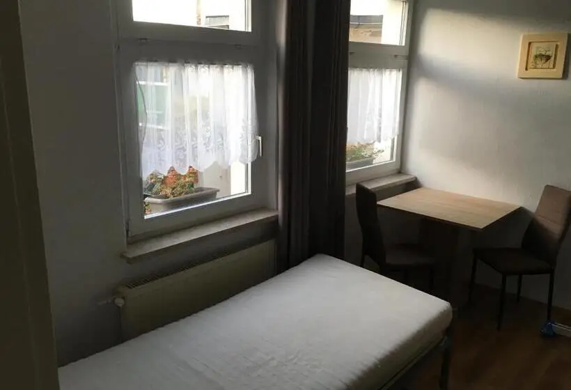 Sviitti, Pension Zur Alten Gärtnerei