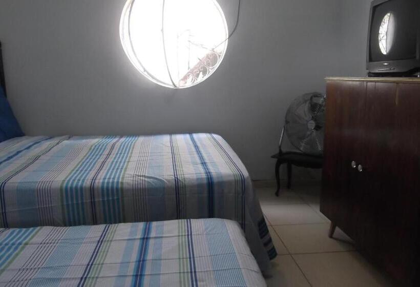 اتاق لوکس, Tião Botelho Guest House