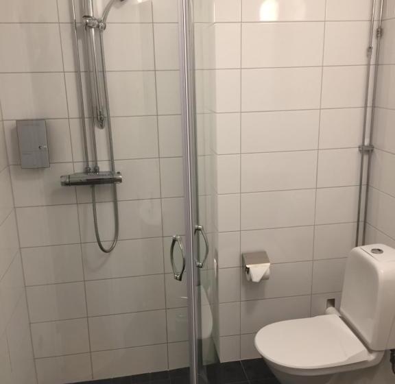 스탠다드 스튜디오, Vallabiten Rum Och Lägenheter