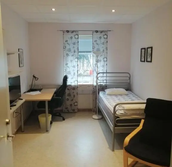 Standard Yhden Hengen Huone, Vallabiten Rum Och Lägenheter