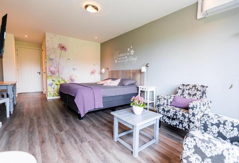 디럭스 룸, B&b In Ons Straatje