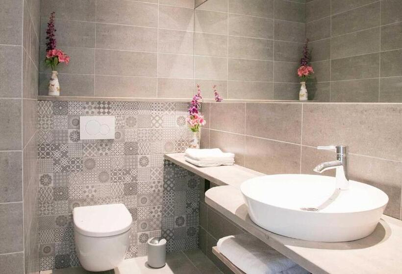 디럭스 룸, B&b In Ons Straatje