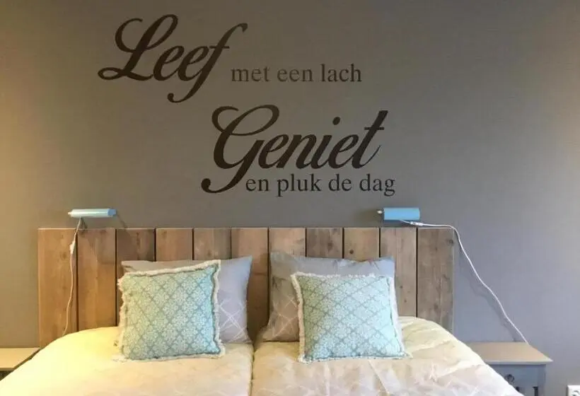 スーペリアールーム, B&b In Ons Straatje