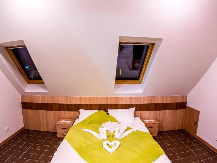 スタンダードルーム, Cvse Clubház és Panzió