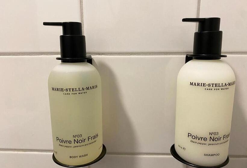 اتاق لوکس, Seventyfive