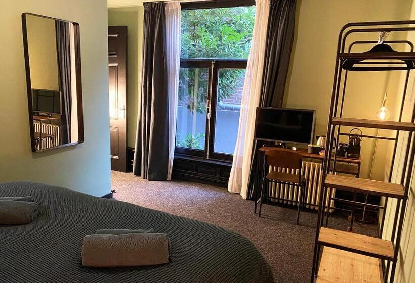 اتاق لوکس, Seventyfive