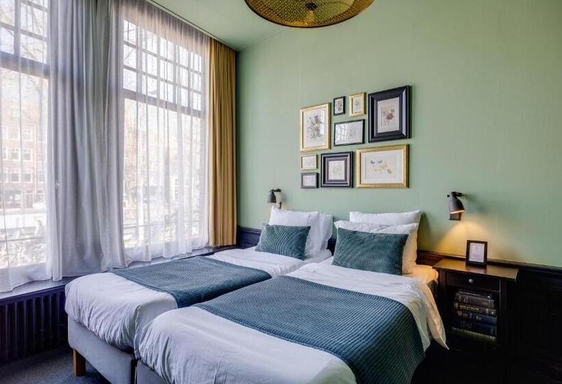 اتاق استاندارد با چشمانداز شهر, Seventyfive