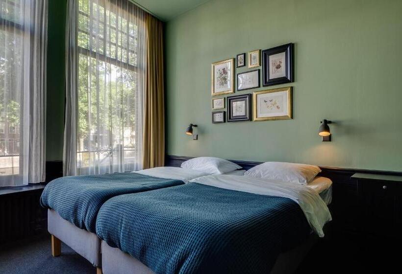 اتاق استاندارد با چشمانداز شهر, Seventyfive