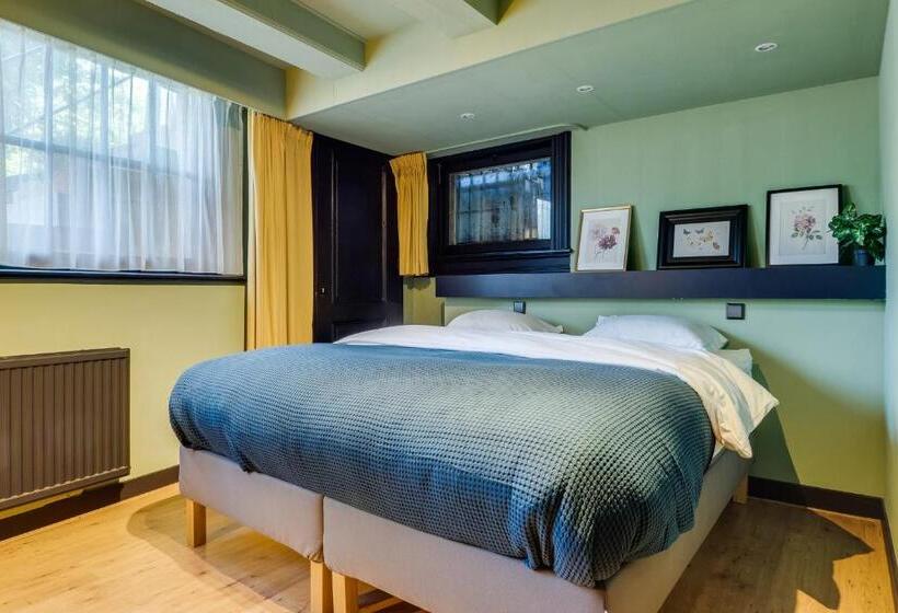 اتاق لوکس خانوادگی, Seventyfive