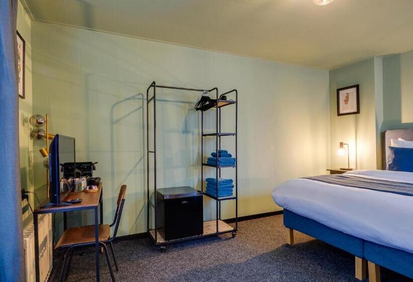 اتاق لوکس, Seventyfive