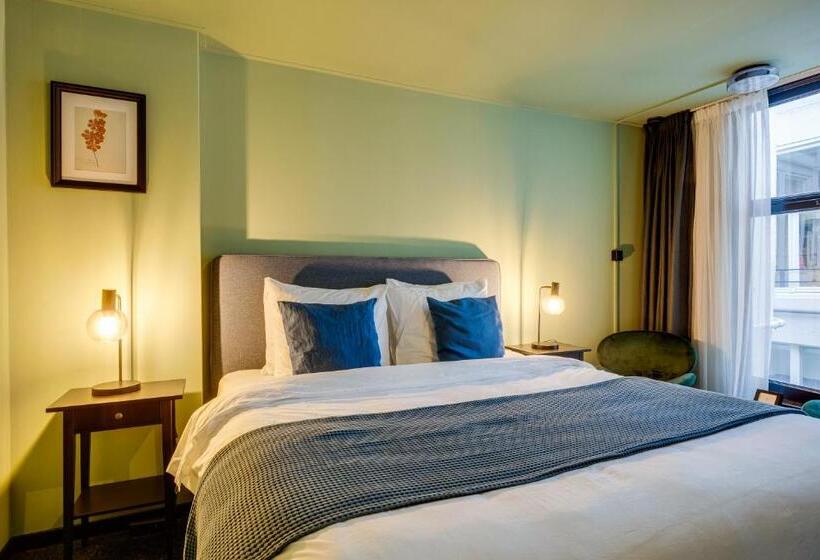 اتاق لوکس, Seventyfive