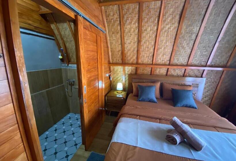 חדר דחוקס עם מיטת קינג, Batur Bamboo Cabin By Ecommerceloka