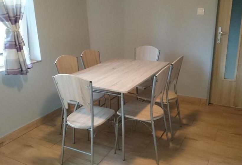 ファミリーステューディオ, Penzión Vian