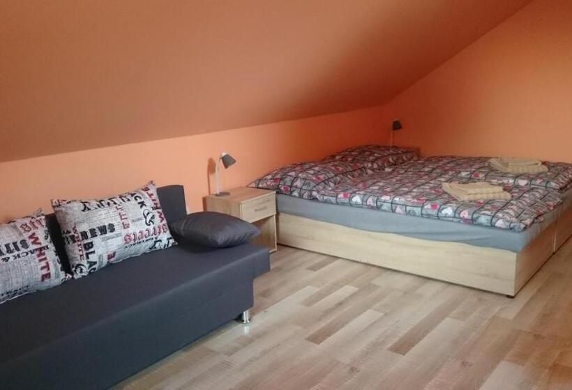 バルコニー付きスタンダードステューディオ, Penzión Vian