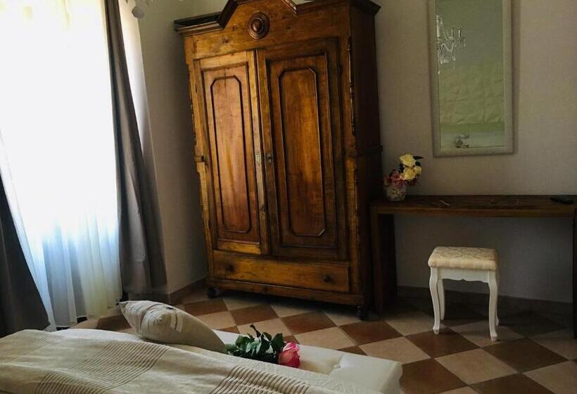 آپارتمان 1 خوابه با تراس, B&b La Villarella Dei Tulipani