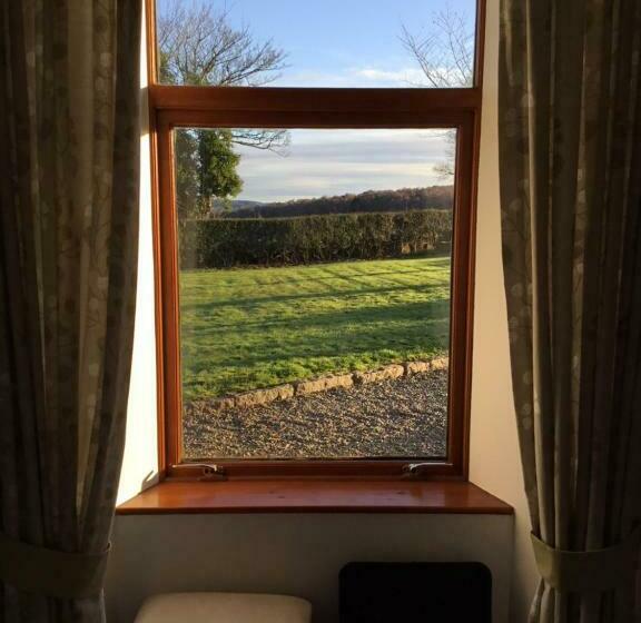 デラックスルーム, Broadsea