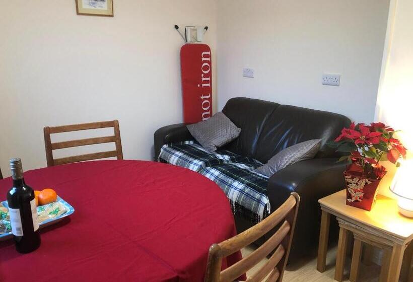 ２ベッドルームハウス, Broadsea