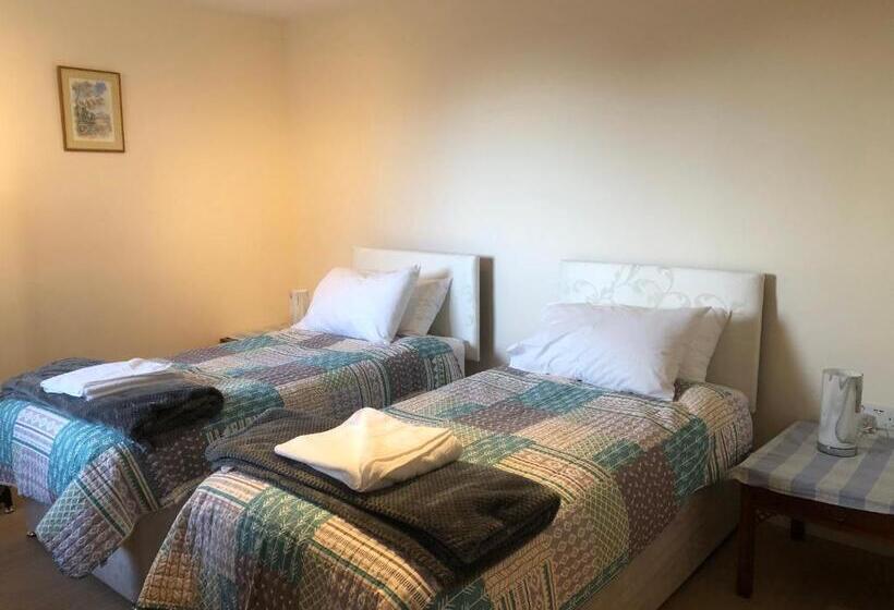 ２ベッドルームハウス, Broadsea