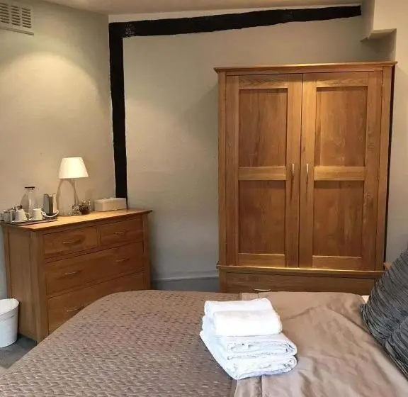 اتاق استاندارد با سرویس بهداشتی مشترک, Golden Cross Guesthouse